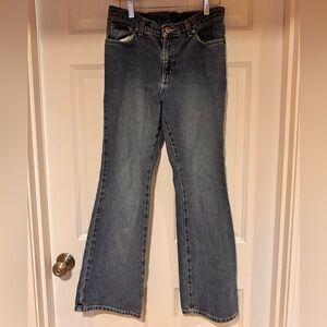 New York & Company Jeans Low Rise Flare Average / Med Wash | Size 6 100% Cotton